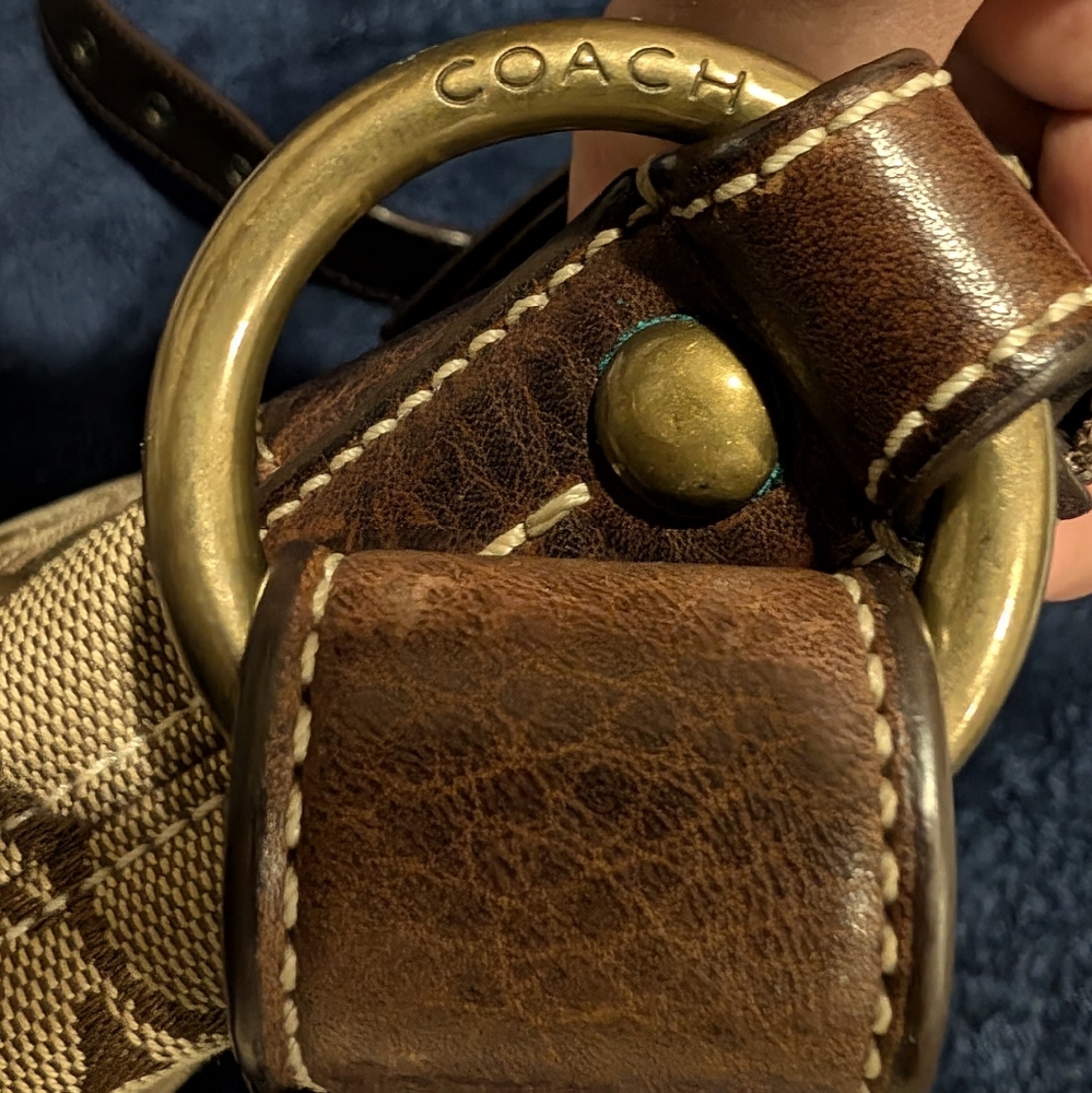 Coach Signature Crossbody/Shoulder Bag, Brown and tan kissing C's, EUC, 2006 - Picture 8 of 9